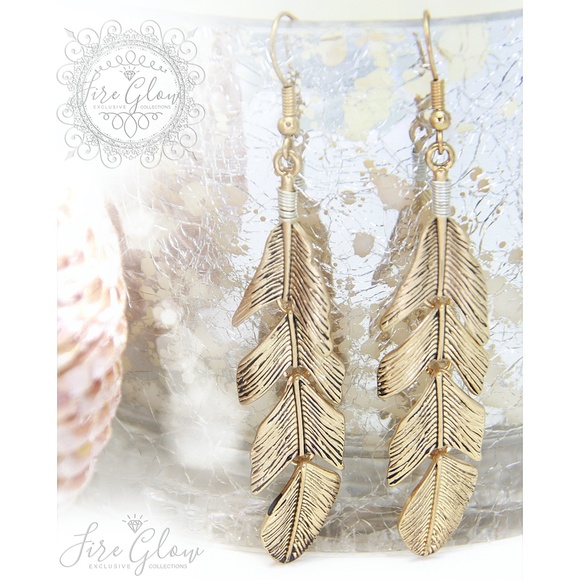 Boho Chic Gold Tone Dangling Feather Earrings - Picture 12 of 13